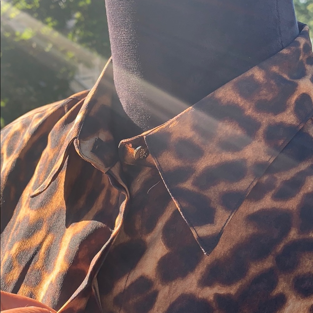 Lauren Ralph Lauren Leopard-Print Crepe Shirt - Picture 5 of 10